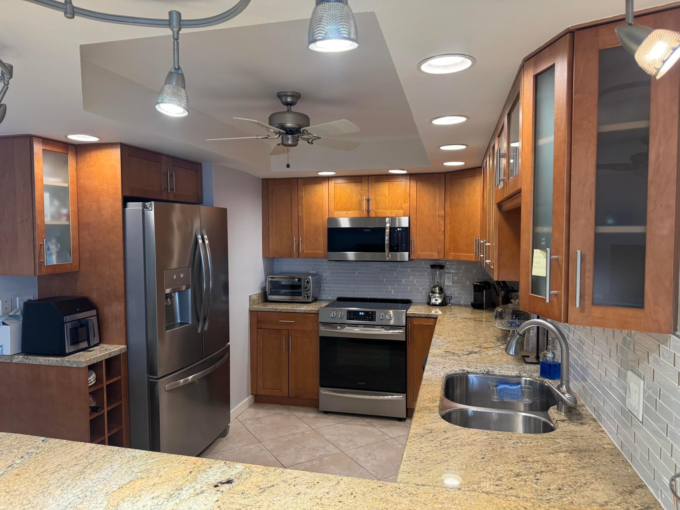 2800 N OCEAN Drive A-22B