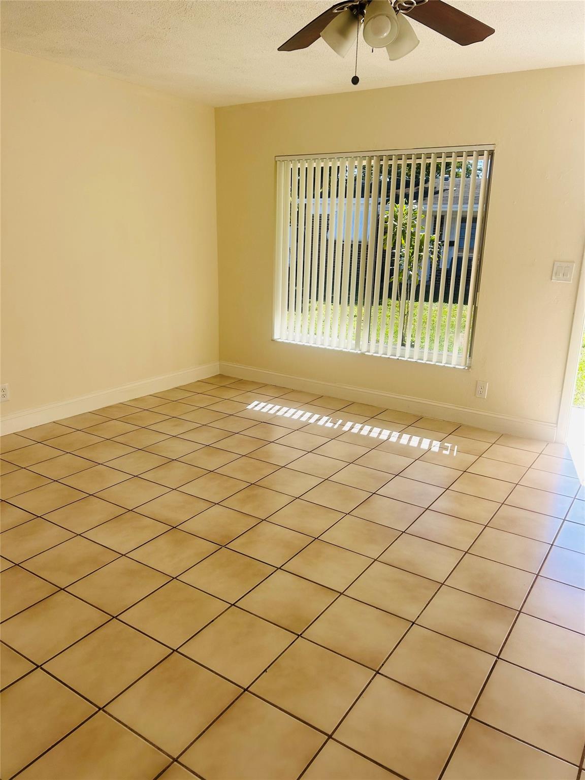 Sunrise Golf Village Sec - Residential Lease