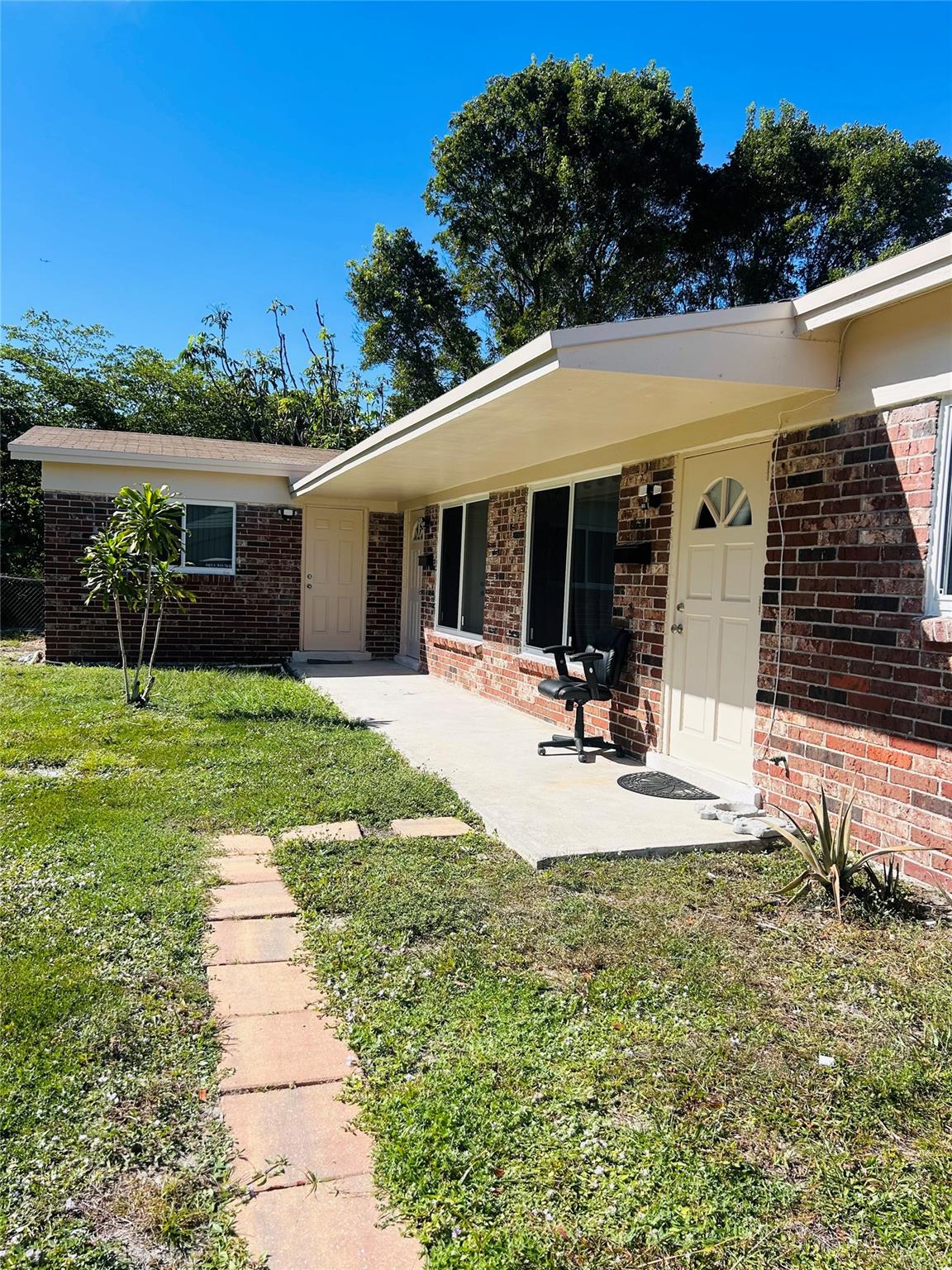 Sunrise Golf Village Sec - Residential Lease