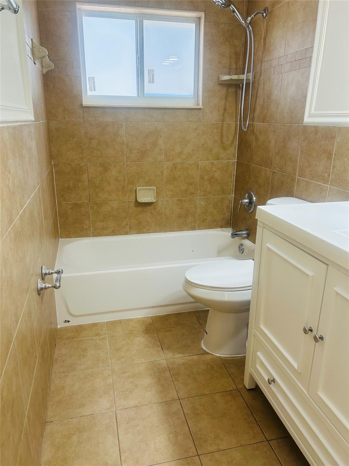 Sunrise Golf Village Sec - Residential Lease