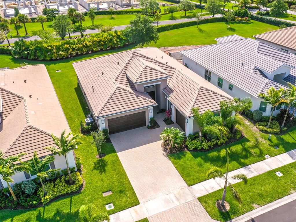 Photo of 11971 SW Marigold Lakes Drive, Port Saint Lucie, FL 34987 (MLS # R10790686)