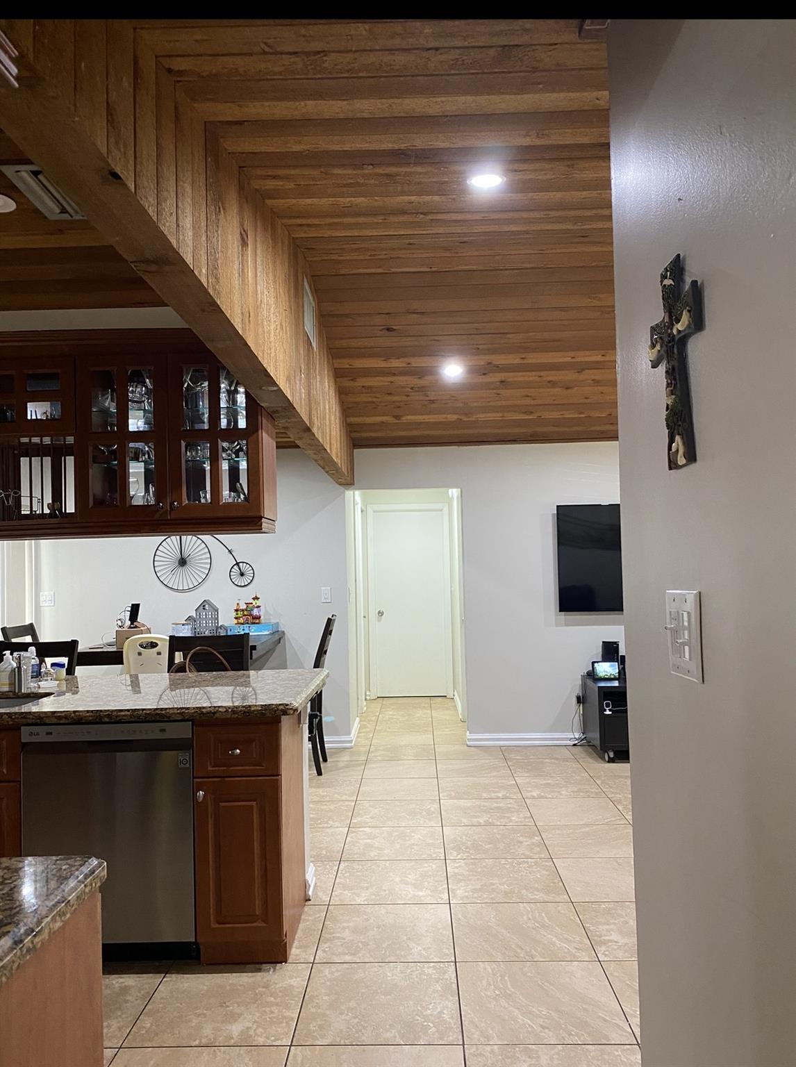 Cypress Glen 104-26 B - Residential