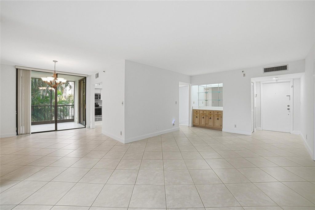 Photo of 6805 Willow Wood Drive #5022, Boca Raton, FL 33434 (MLS # F10550042)