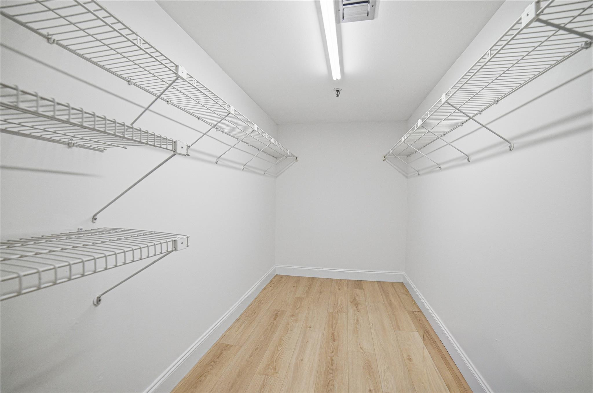 WILLOWWOOD MIDRISE - Residential