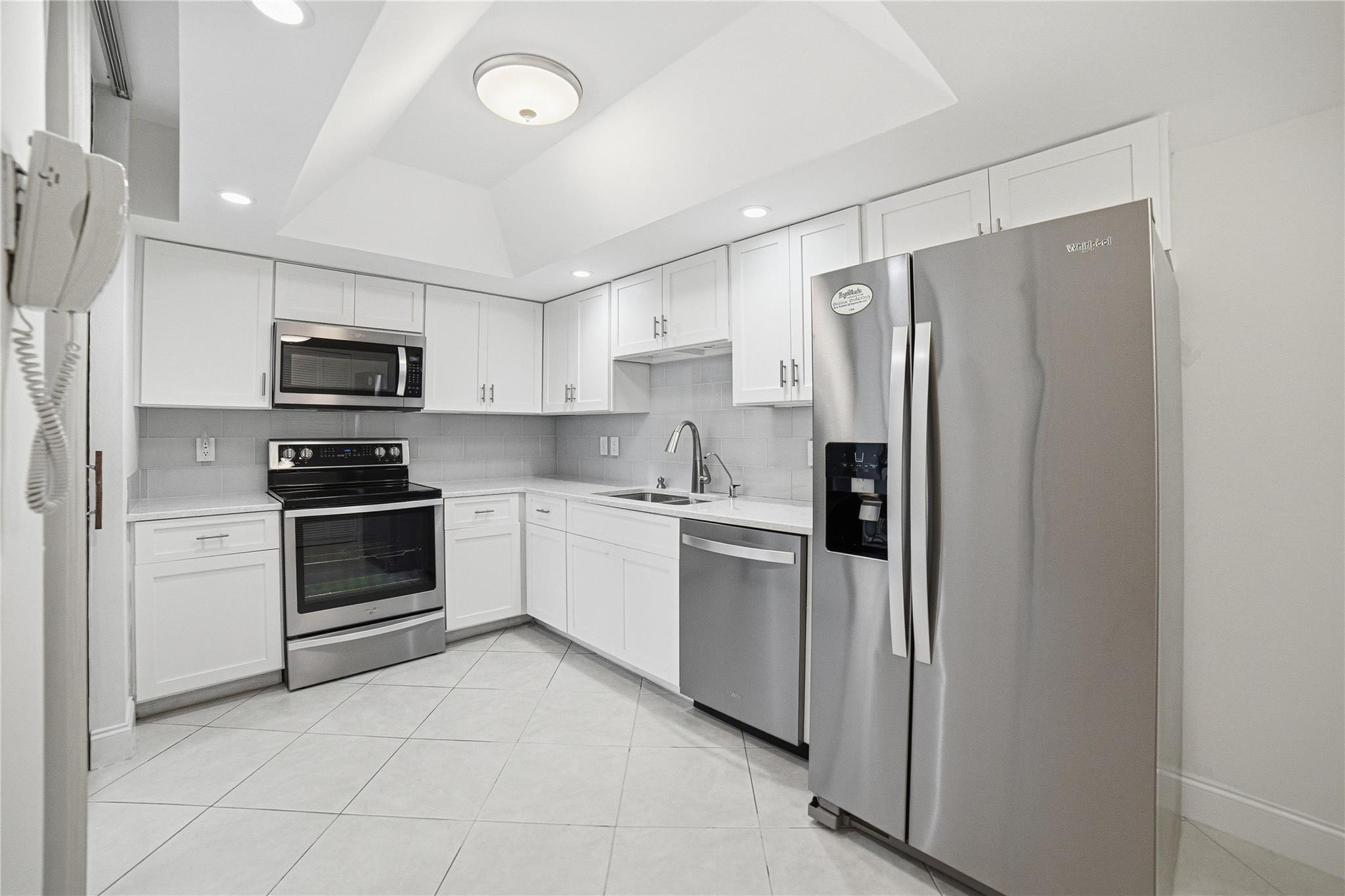 WILLOWWOOD MIDRISE - Residential