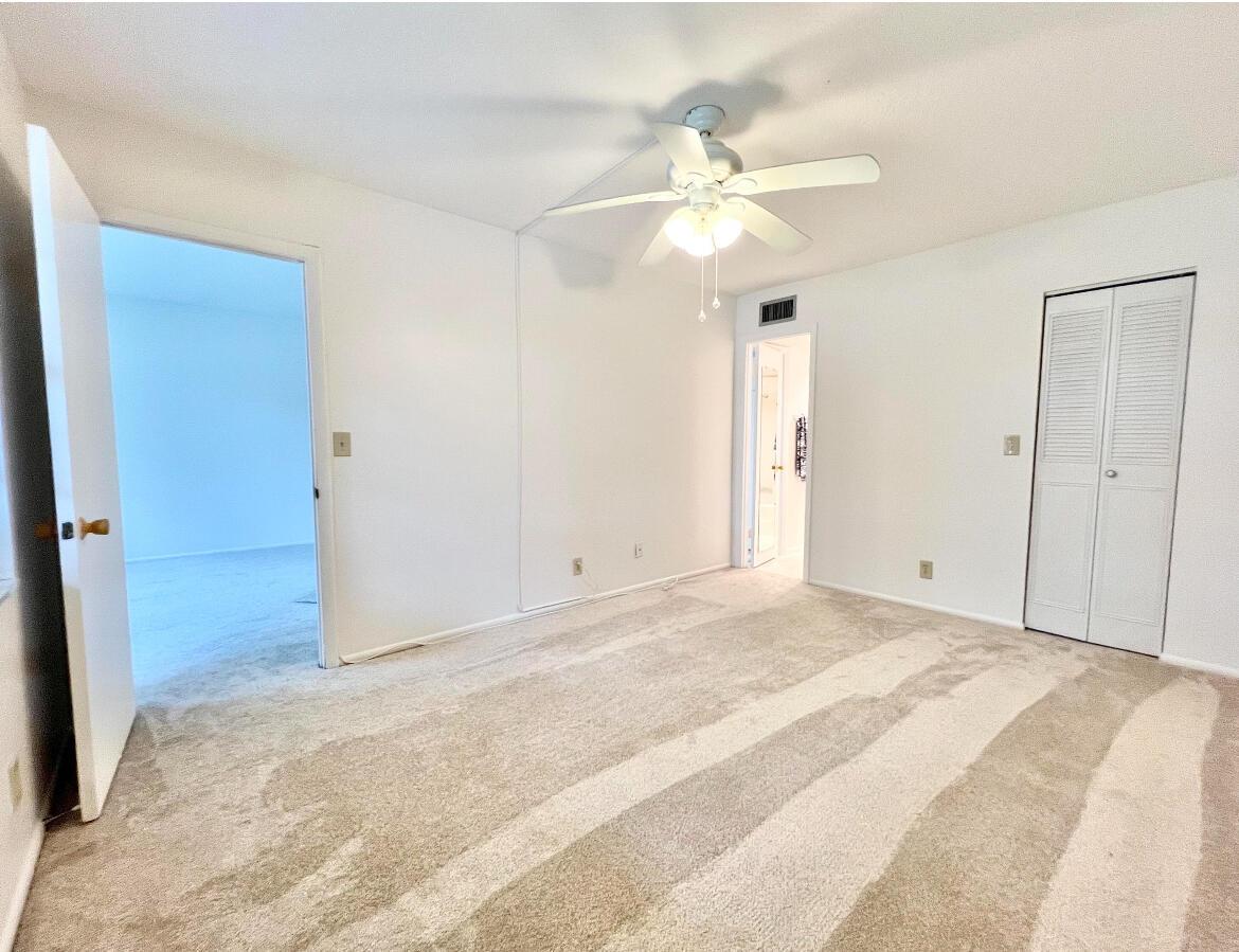 GOLDEN LAKES VILLAGE COND - Residential