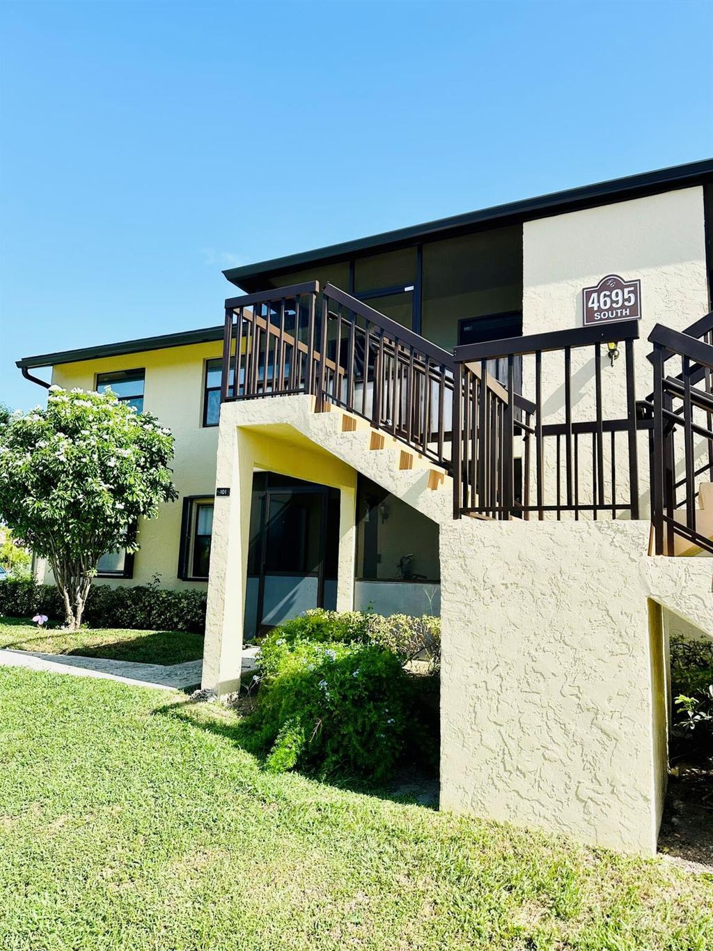 Photo of 4695 Lucerne Lakes 201 Boulevard #201, Lake Worth, FL 33467 (MLS # R11098458)