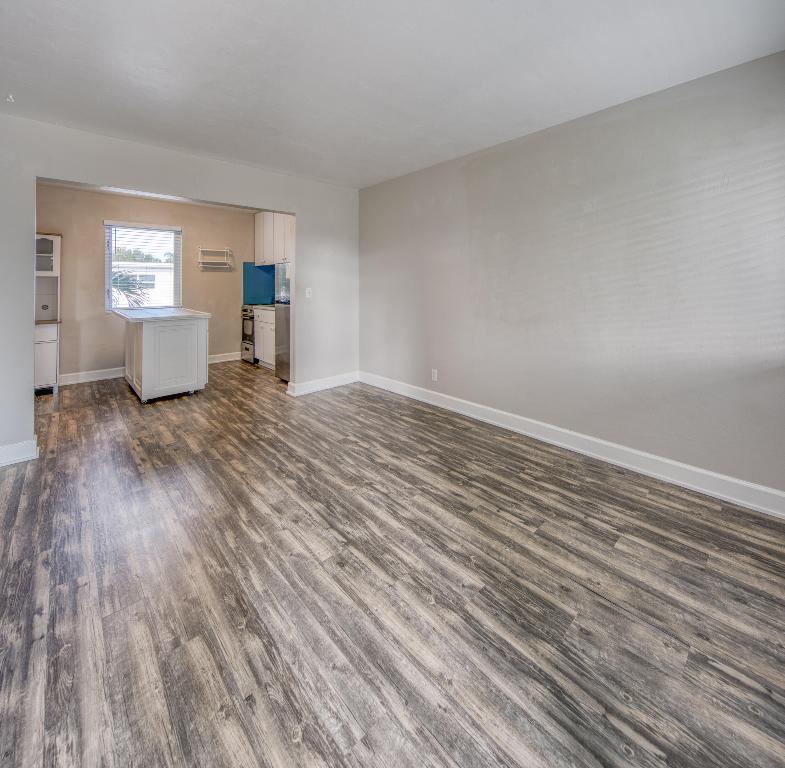 LAKE WORTH TOWN OF - Residential Lease