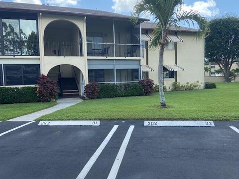 3526 La Palmas Court D-1 Greenacres FL 33463