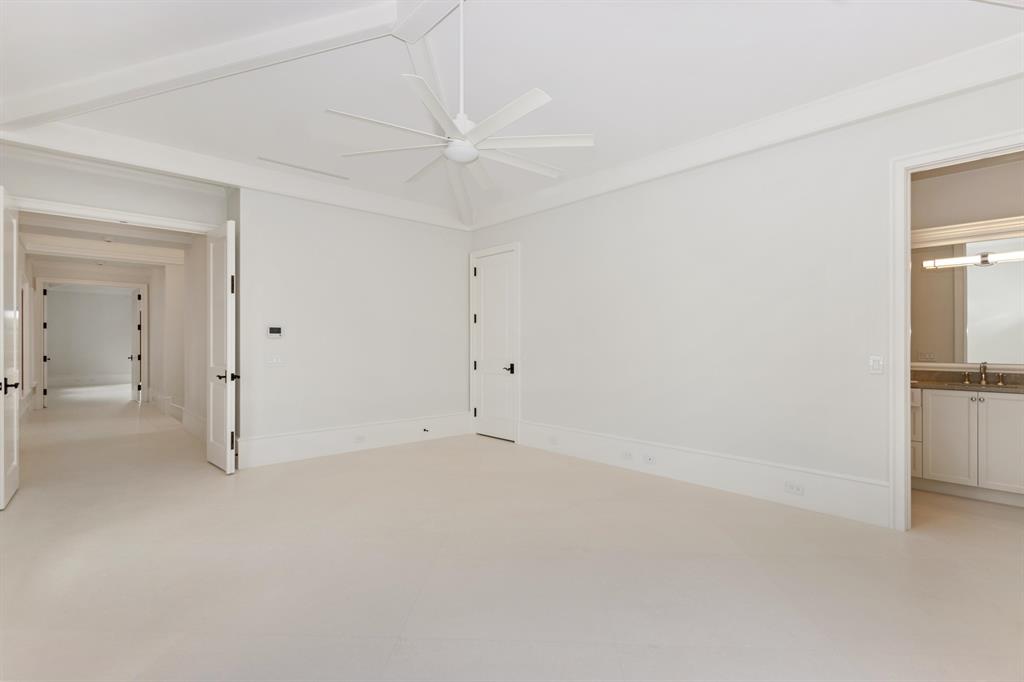 SAILFISH POINT - Residential