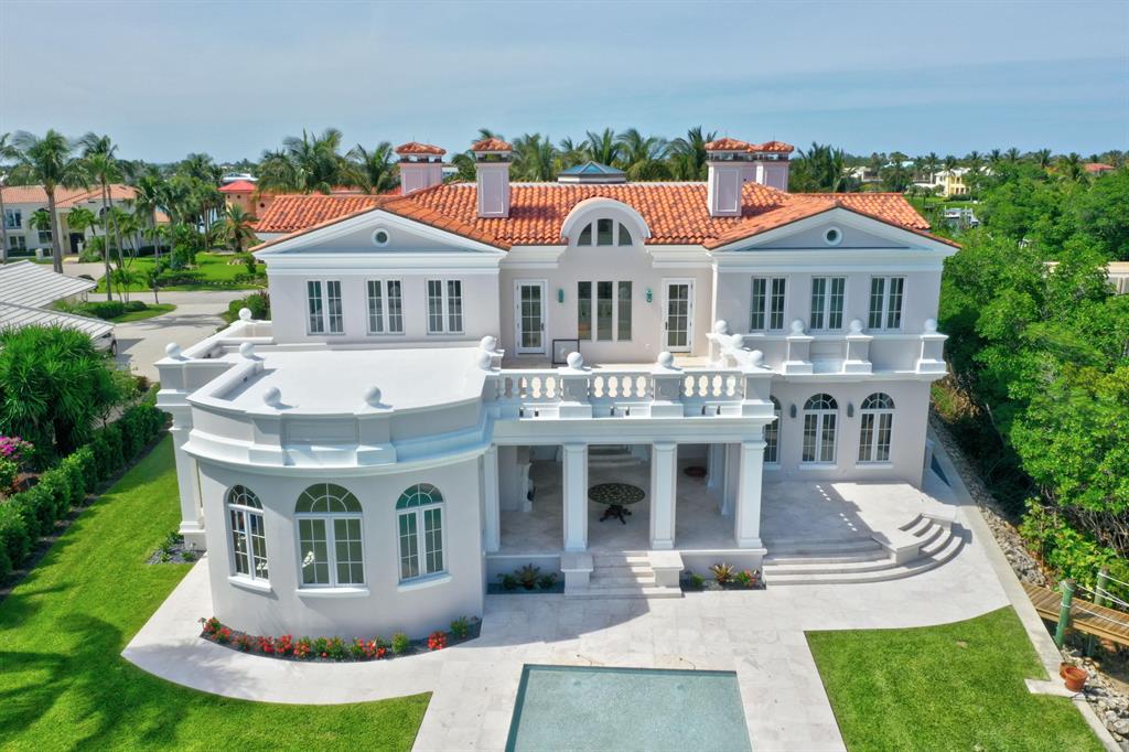 SAILFISH POINT - Residential