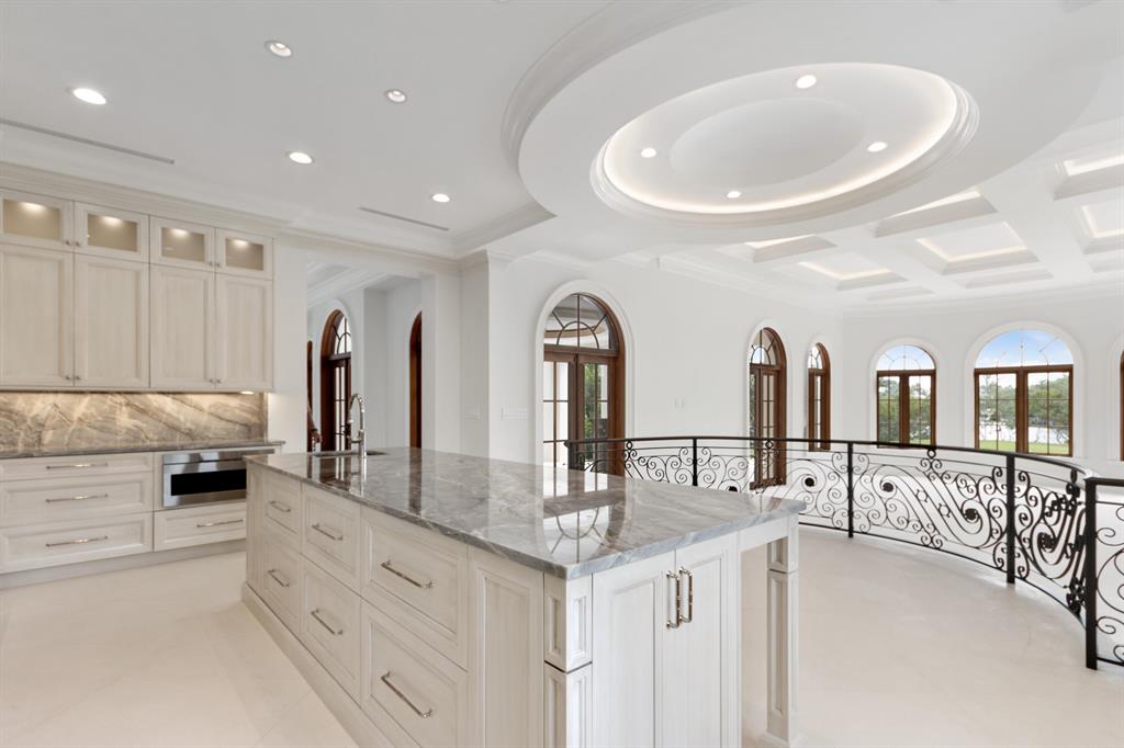 SAILFISH POINT - Residential