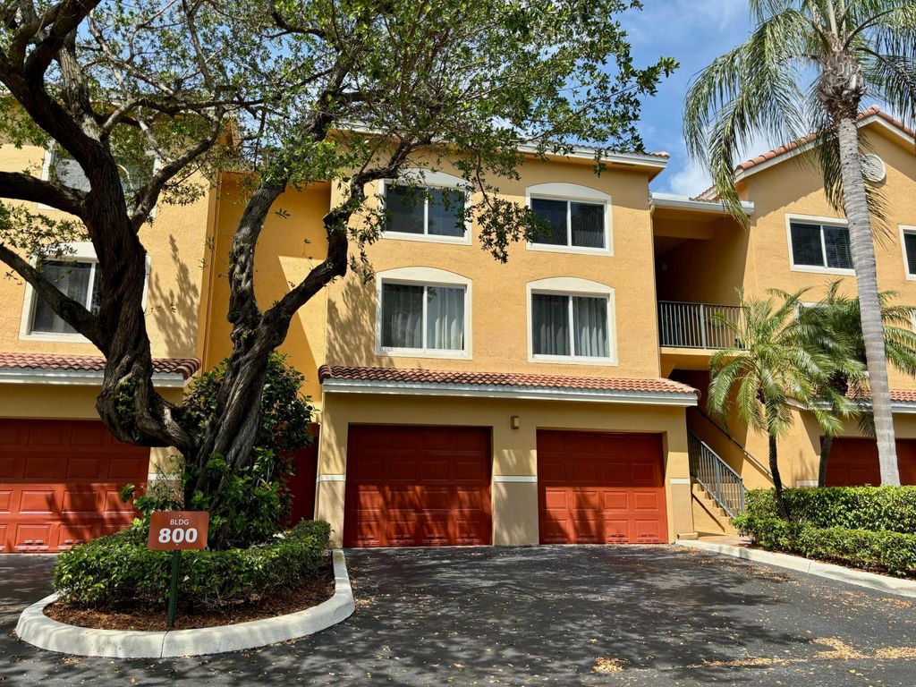 Photo of 800 Scotia Drive #204, Hypoluxo, FL 33462 (MLS # R11004023)
