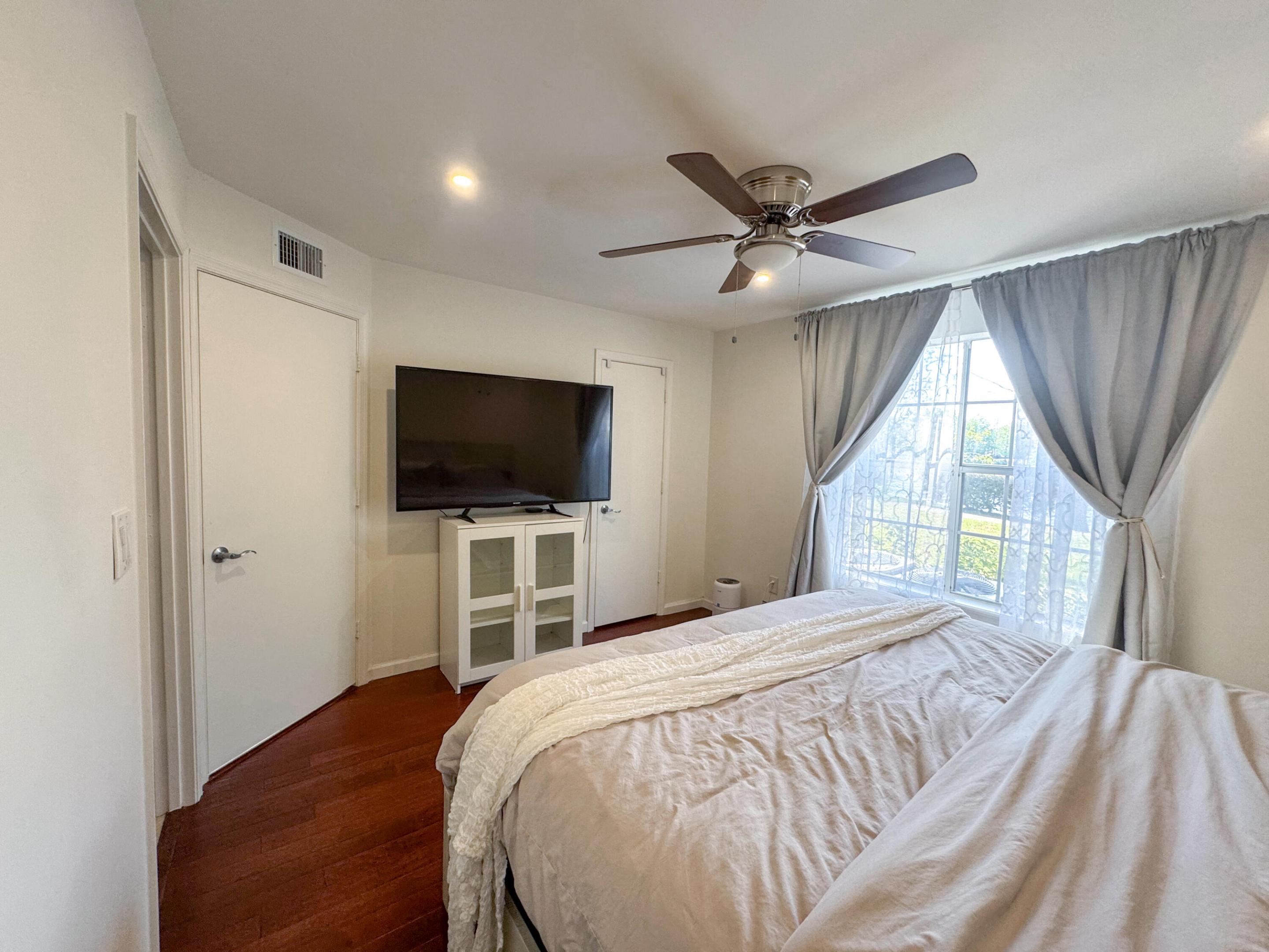 BAHIA AT DELRAY CONDO - Residential Lease