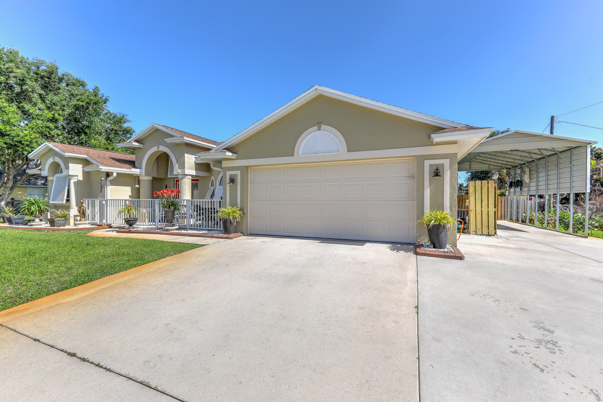 SOUTH PORT ST LUCIE UNIT 8 - Residential