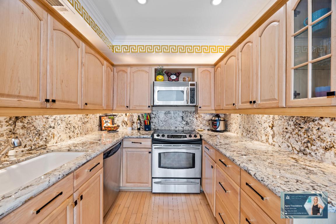 HEMISPHERES CONDO - Residential