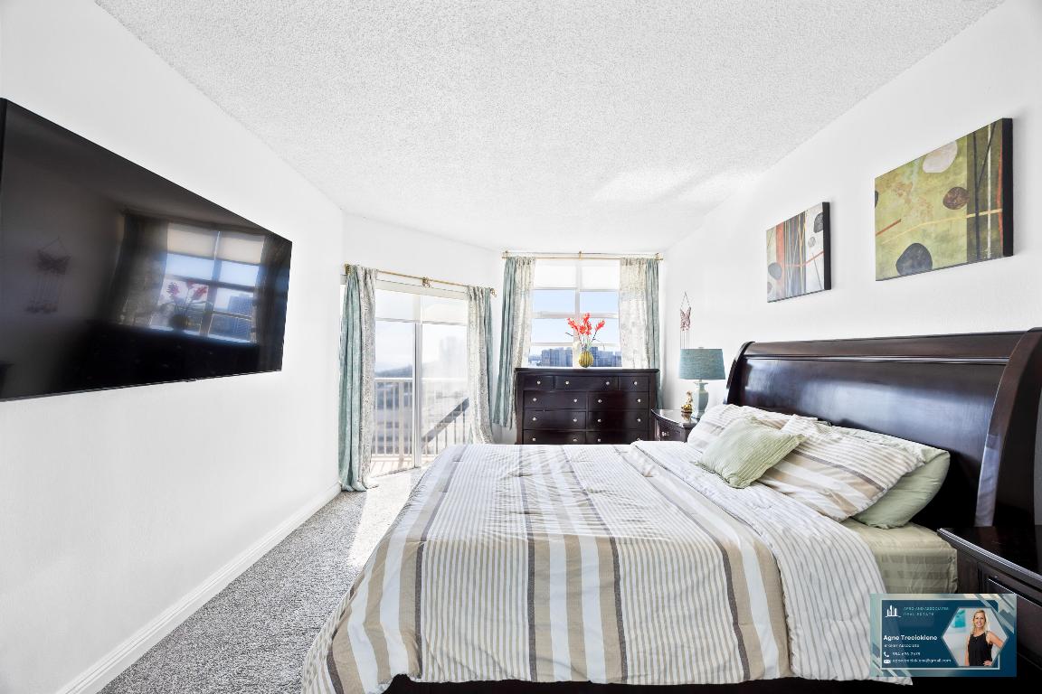 HEMISPHERES CONDO - Residential