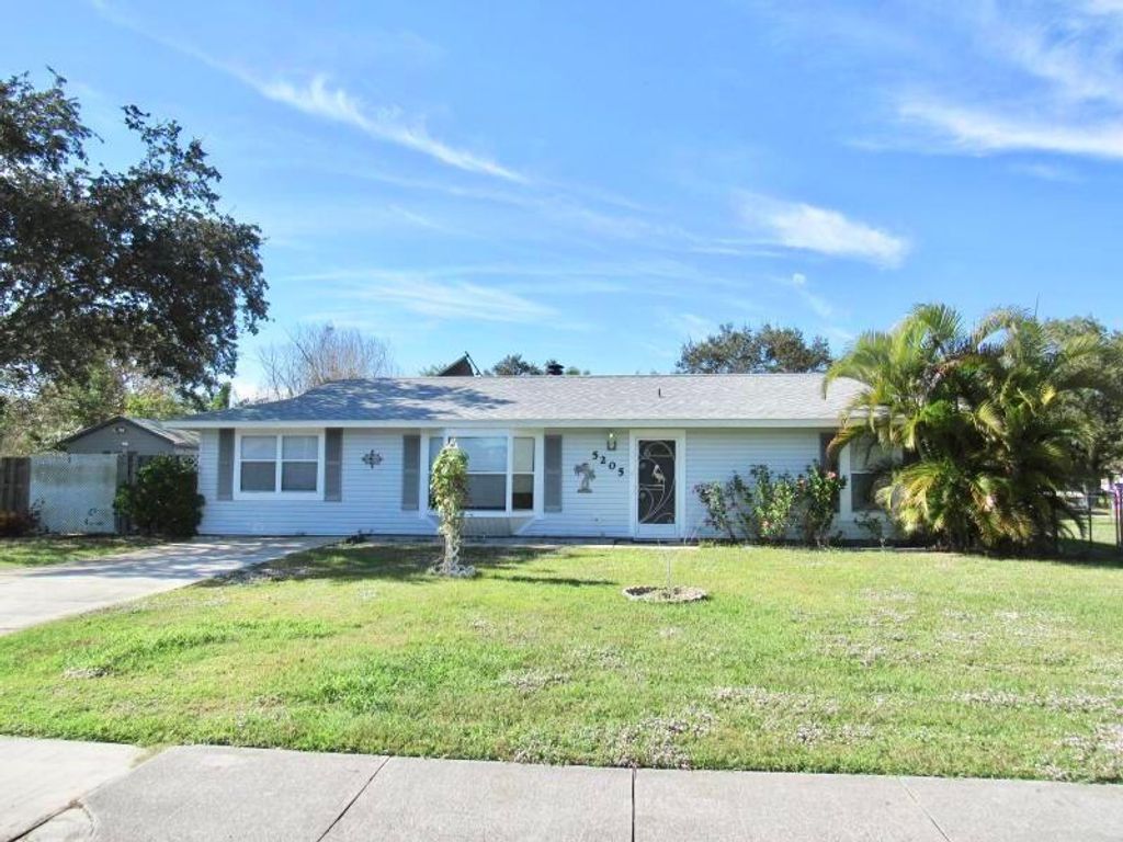 Photo of 5205 Fort Pierce Boulevard, Fort Pierce, FL 34951 (MLS # R10749990)