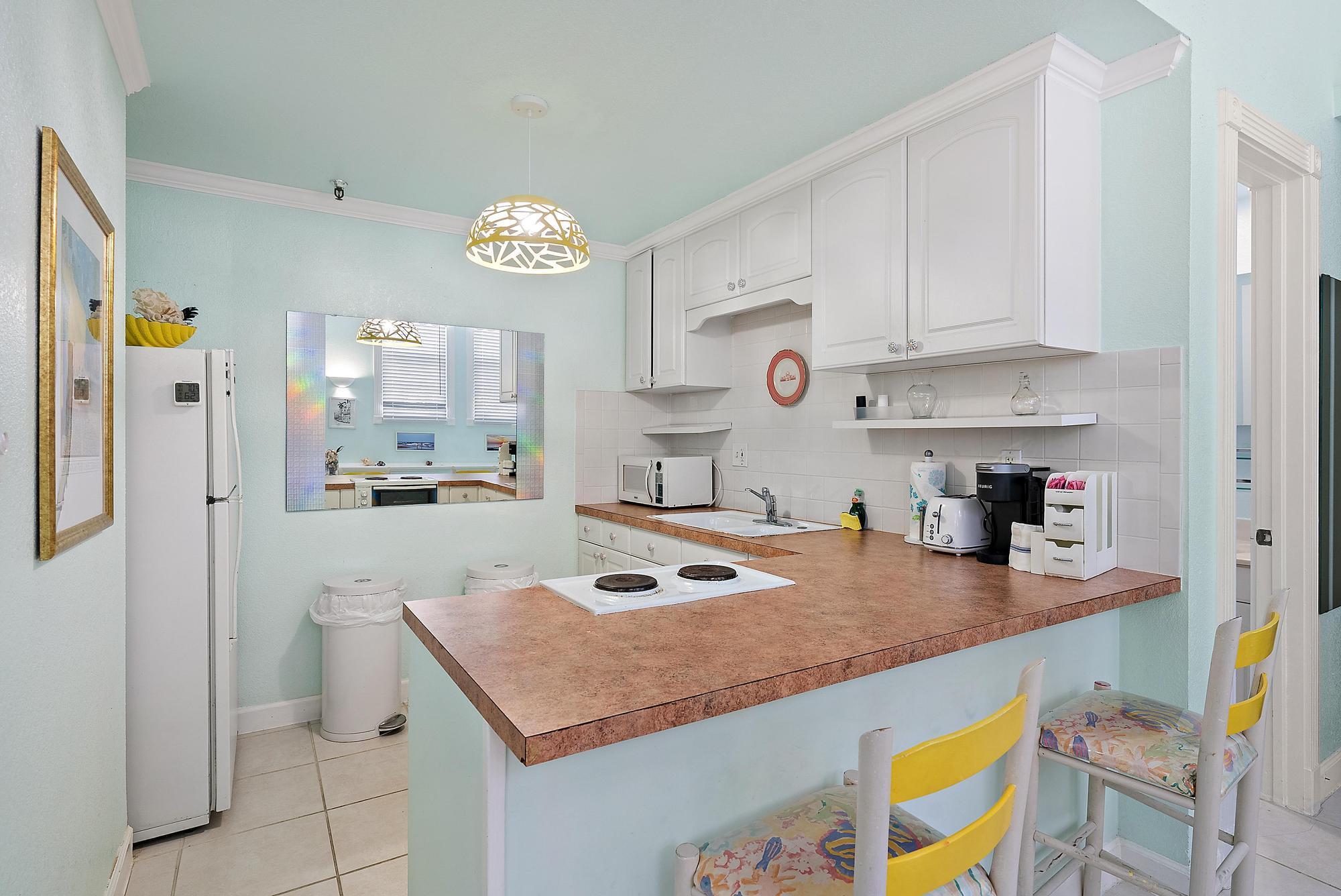 PALM BEACH HOTEL CONDO - Residential