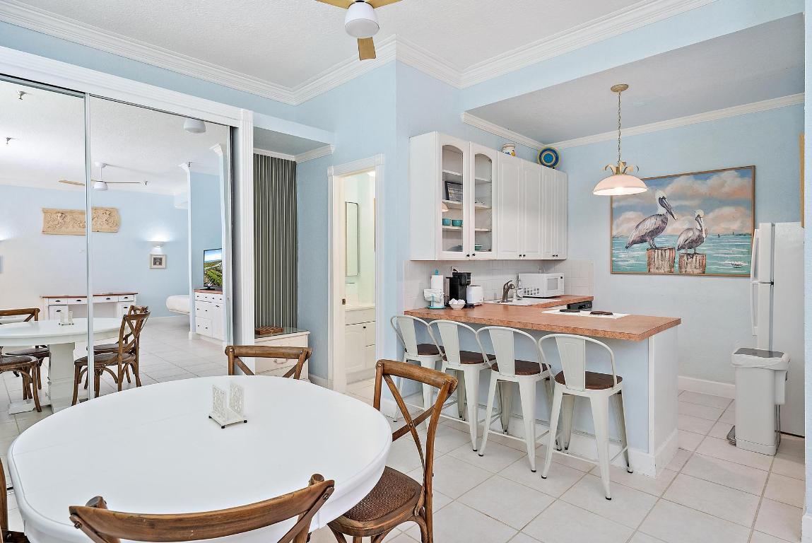 235 Sunrise Avenue 1050 & 1051