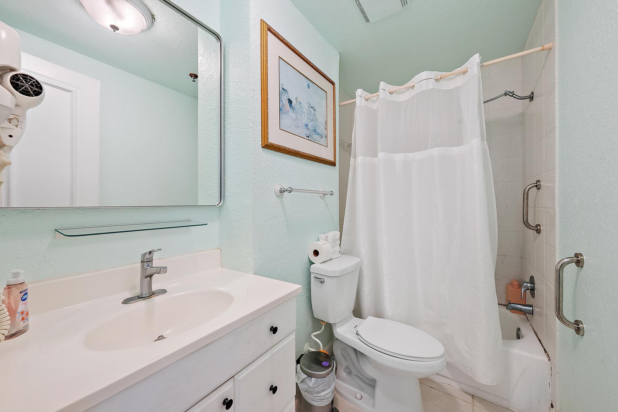 PALM BEACH HOTEL CONDO - Residential