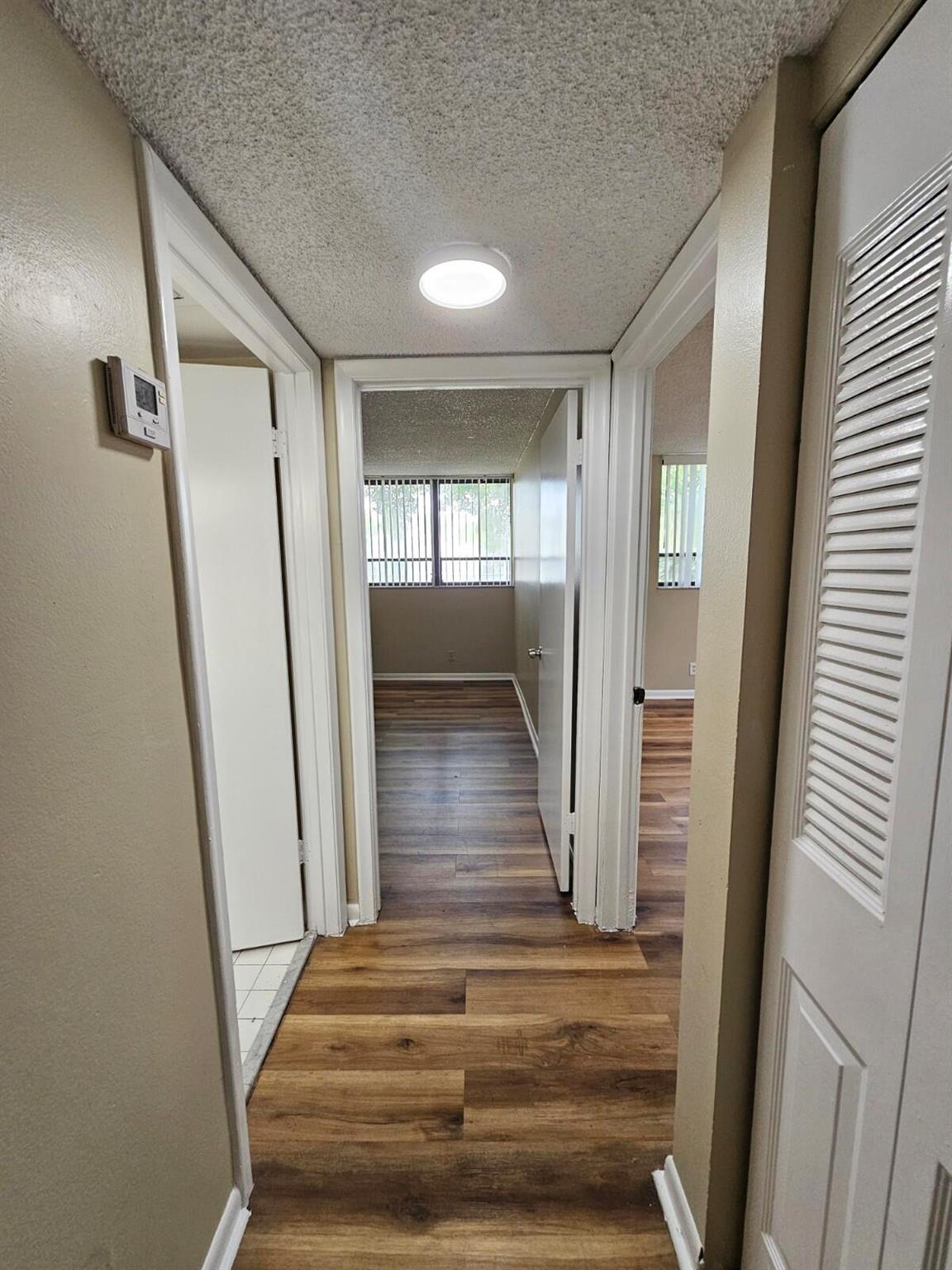 PRESIDENTIAL GOLFVIEW CON - Residential Lease