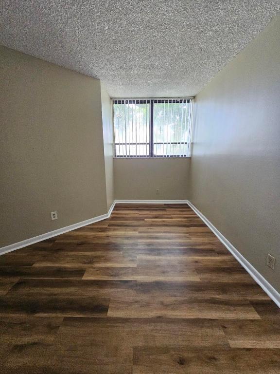 PRESIDENTIAL GOLFVIEW CONDO - Residential Lease