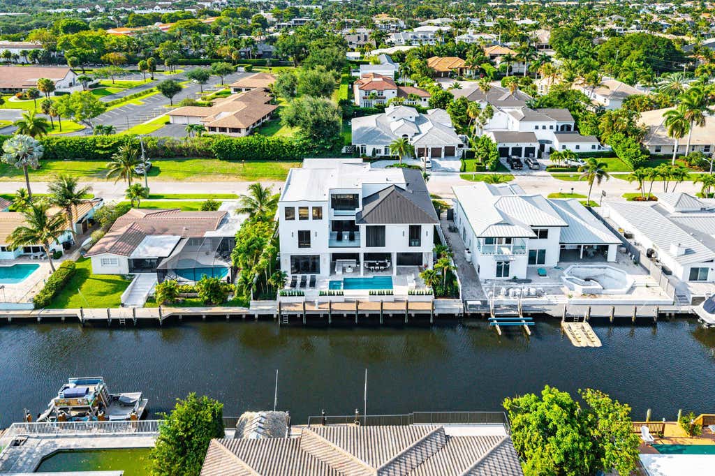 Photo of 748 NE 72nd Street, Boca Raton, FL 33487 (MLS # B26068071)