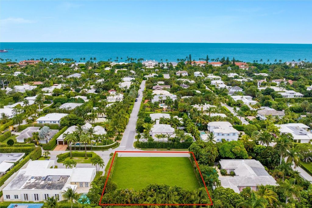 Photo of 620 N Lake Way, Palm Beach, FL 33480 (MLS # R10809422)