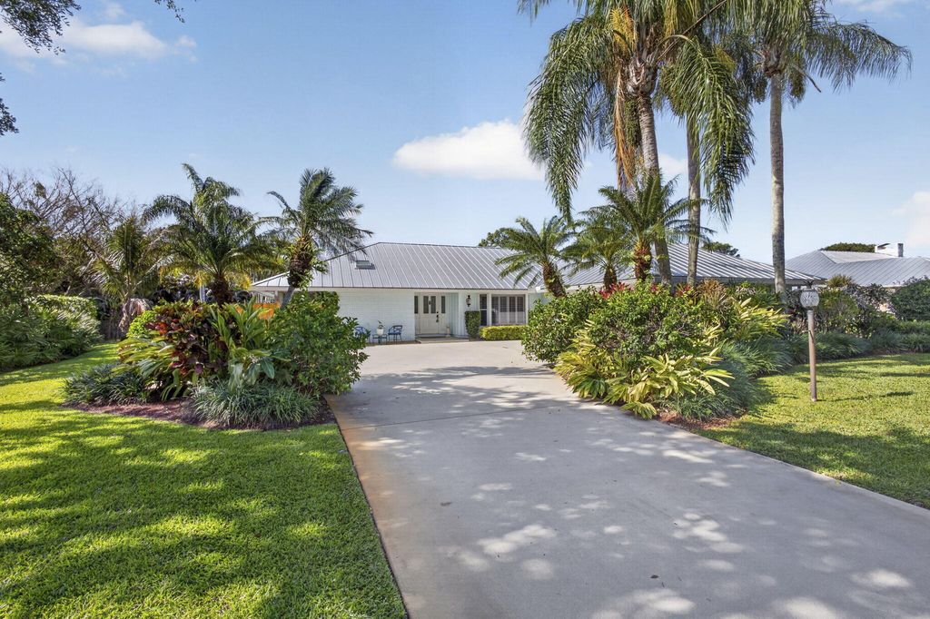 Photo of 19570 Trails End Terrace, Jupiter, FL 33458 (MLS # B26017198)