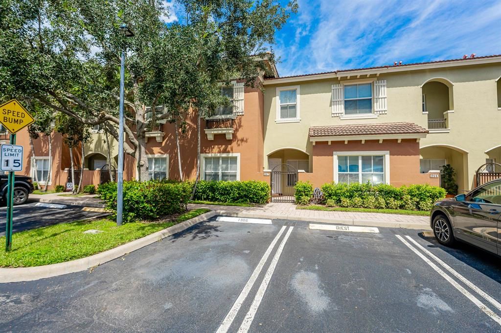 Photo of 257 Lake Monterey Circle #257, Boynton Beach, FL 33426 (MLS # R10748151)