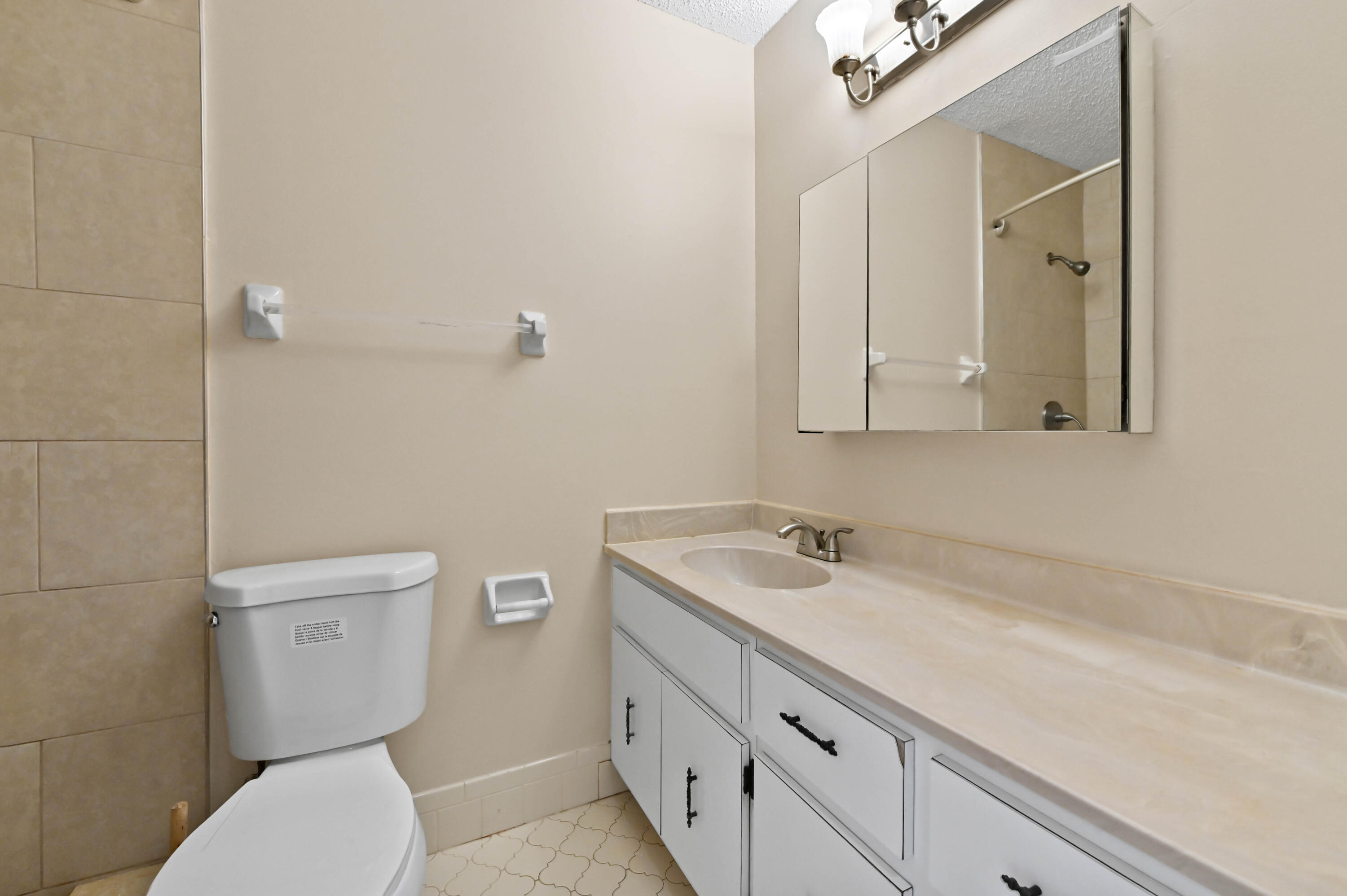 FRENCH QUARTER - Residential Lease