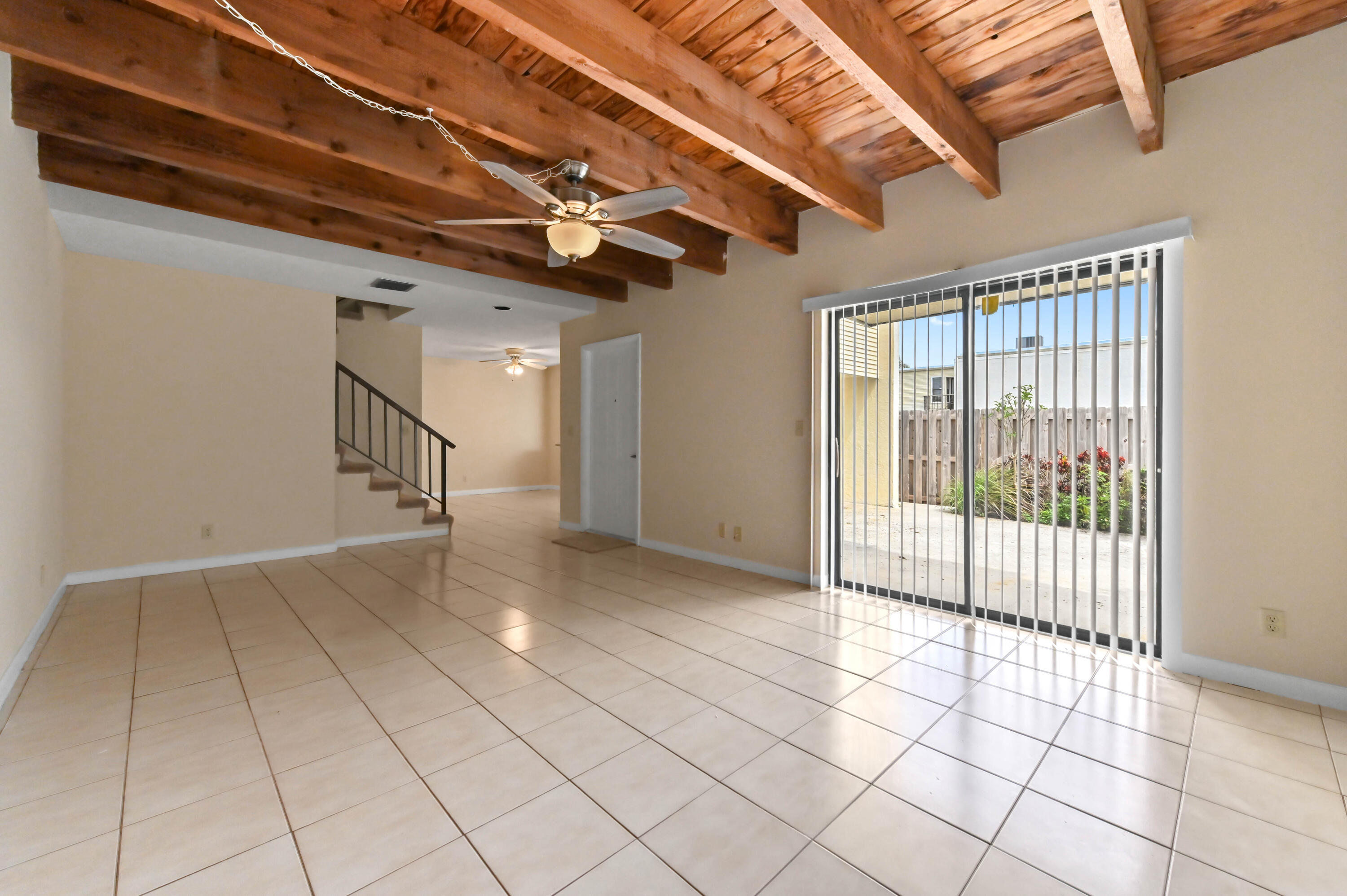 FRENCH QUARTER - Residential Lease