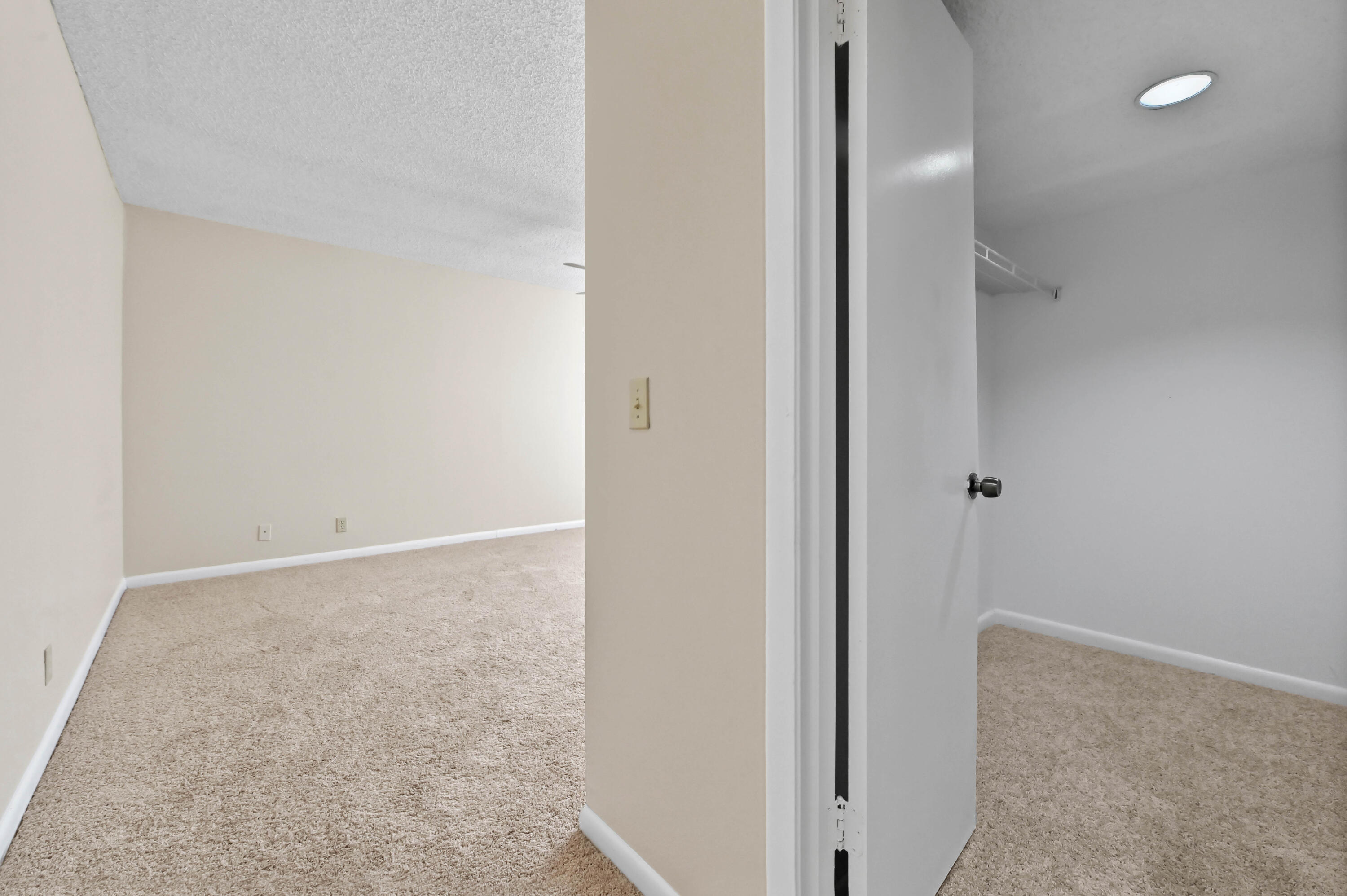 FRENCH QUARTER - Residential Lease