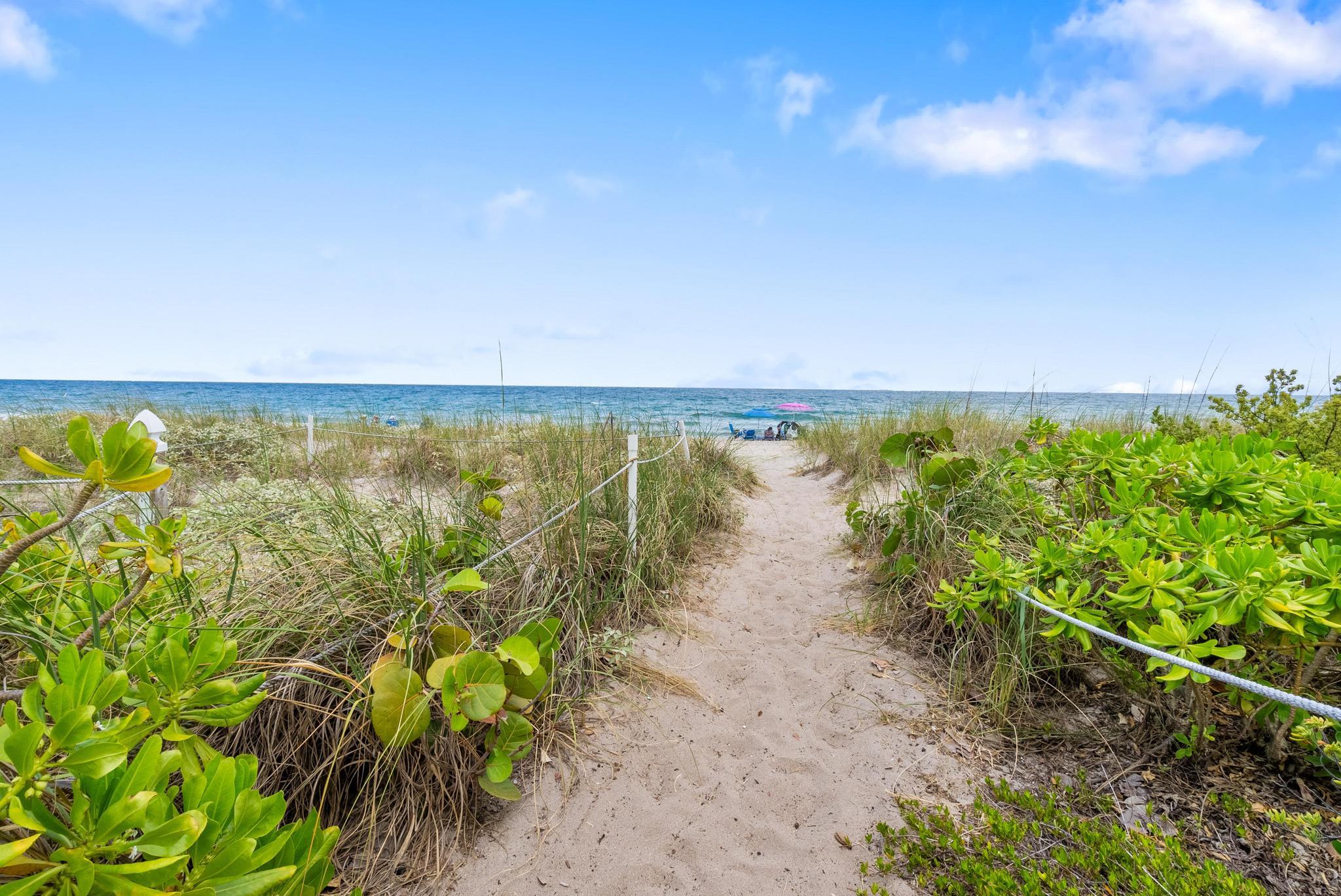 1461 S OCEAN Boulevard 304