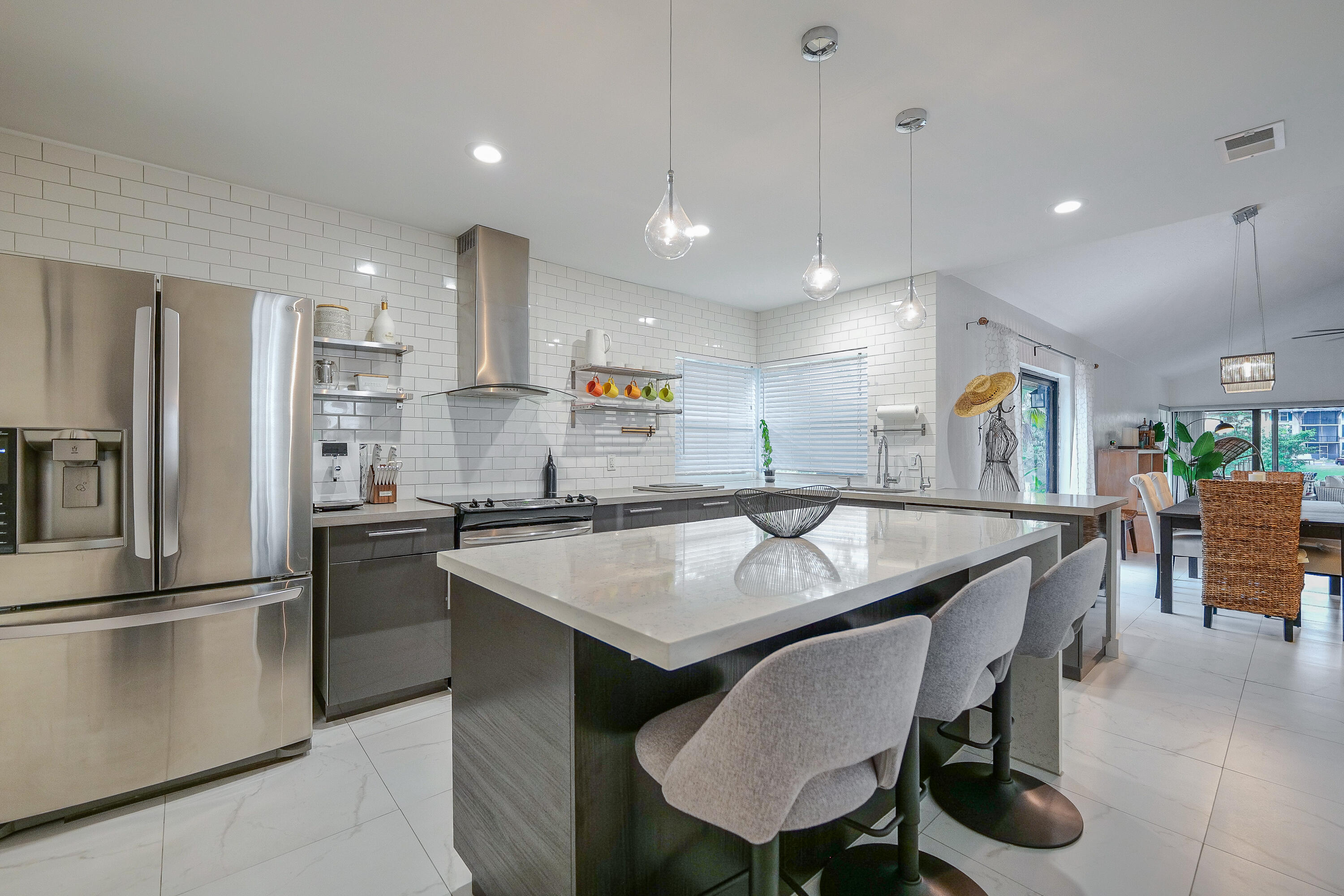 HILLS OF INVERRARY - Residential