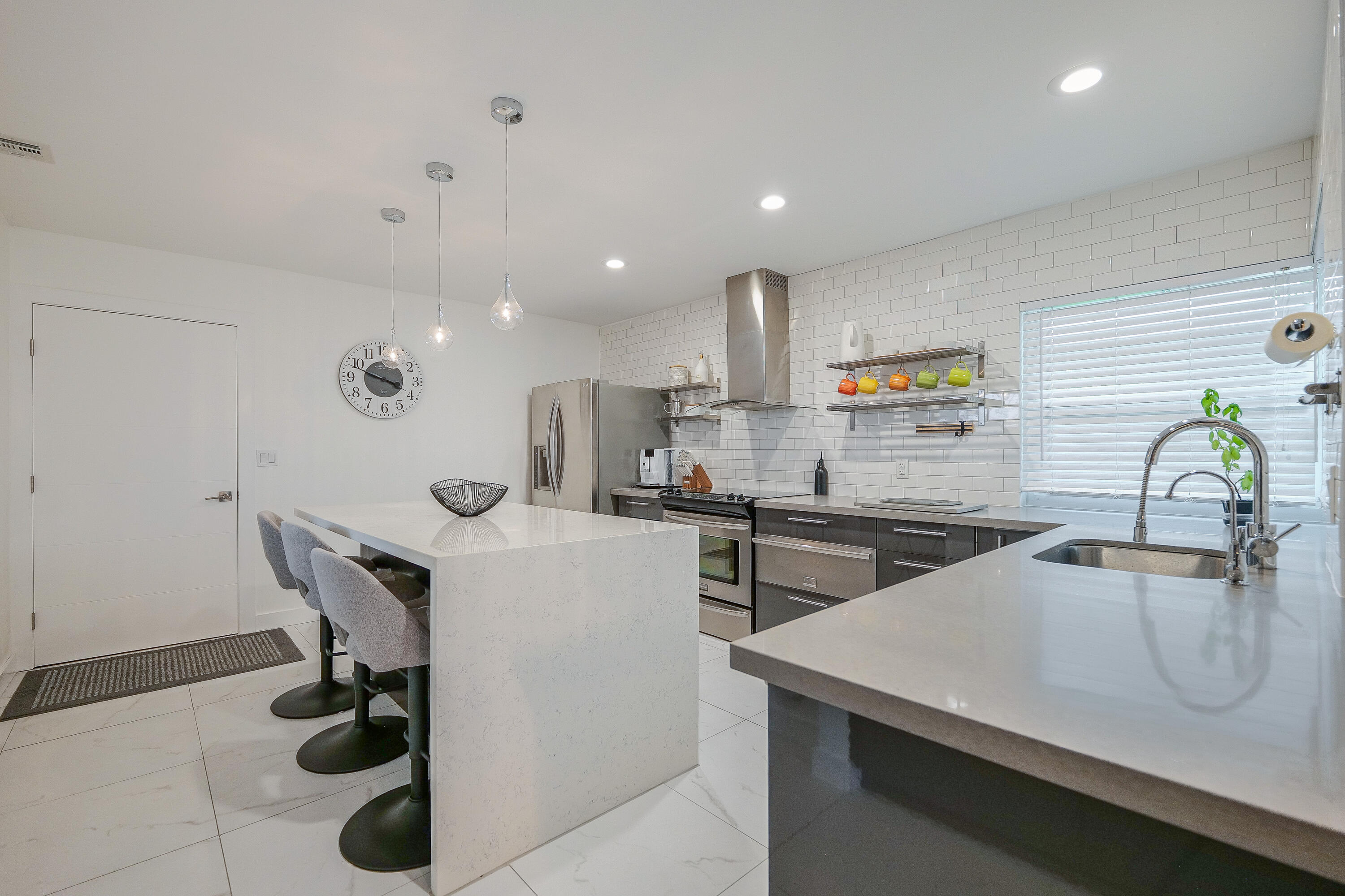 HILLS OF INVERRARY - Residential