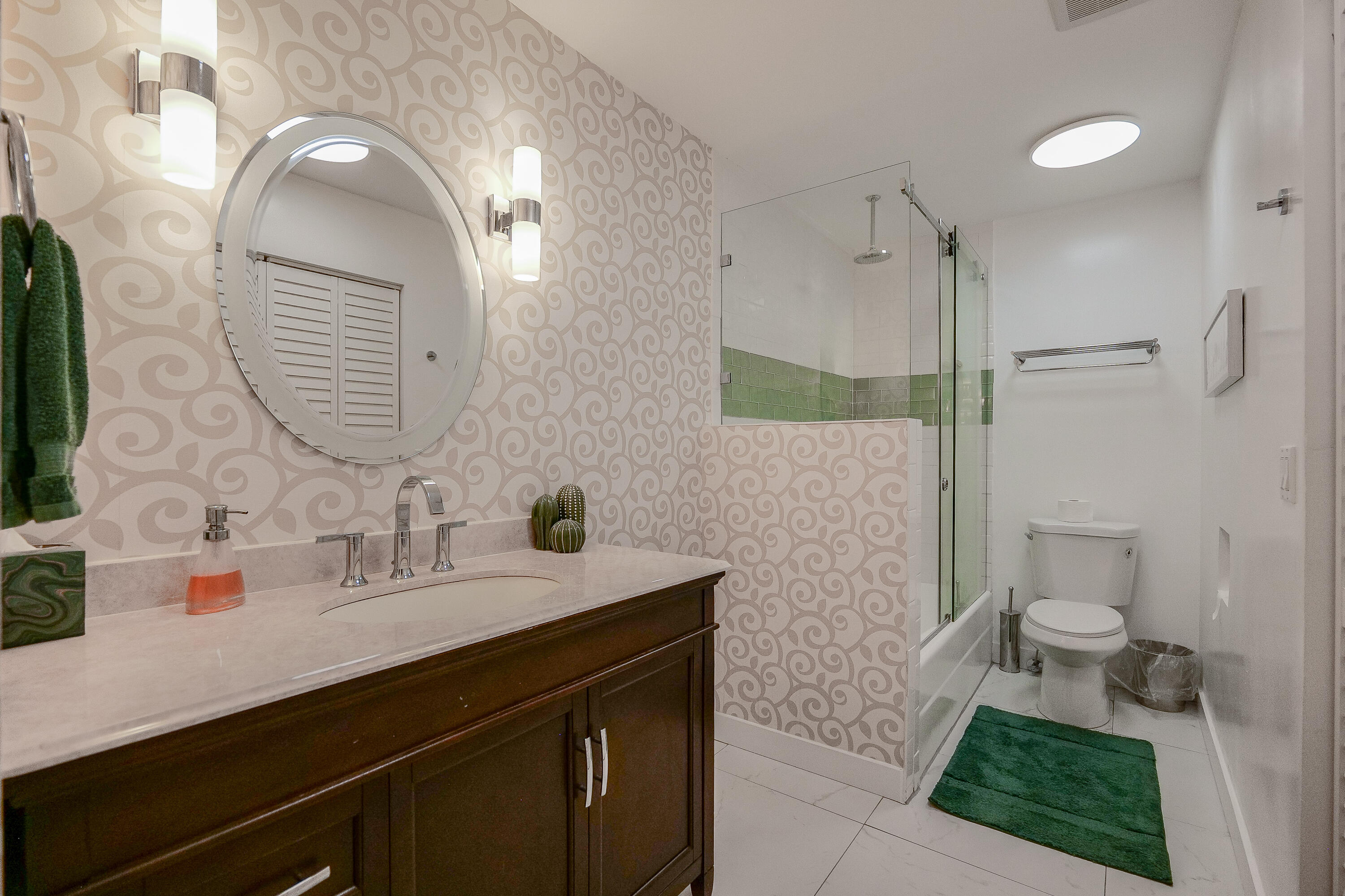 HILLS OF INVERRARY - Residential