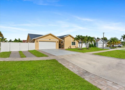 Tiny photo for 23040 SW 54th Avenue, Boca Raton, FL 33433 (MLS # B26035422)