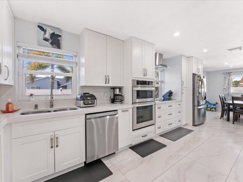 Tiny photo for 23040 SW 54th Avenue, Boca Raton, FL 33433 (MLS # B26035422)