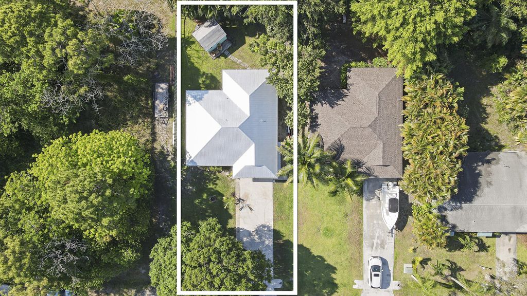 Photo of 3148 SE Orchid Street, Stuart, FL 34997 (MLS # R10992180)