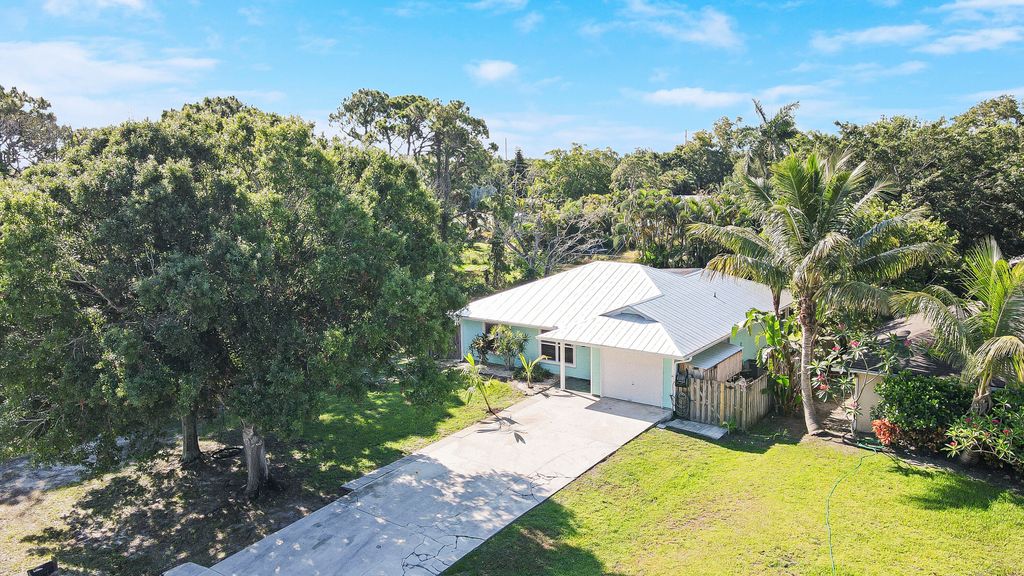 Photo of 3148 SE Orchid Street, Stuart, FL 34997 (MLS # R10992180)