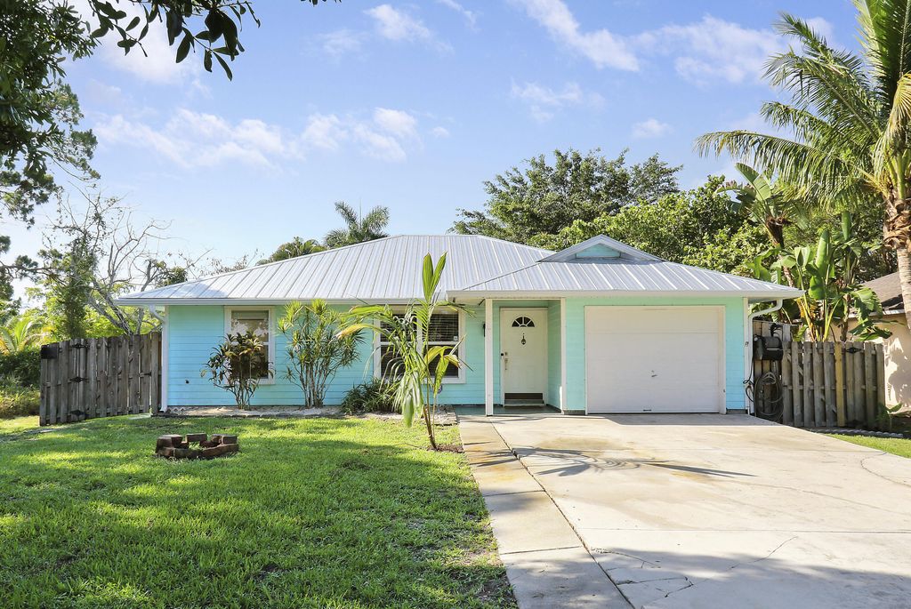 Photo of 3148 SE Orchid Street, Stuart, FL 34997 (MLS # R10992180)