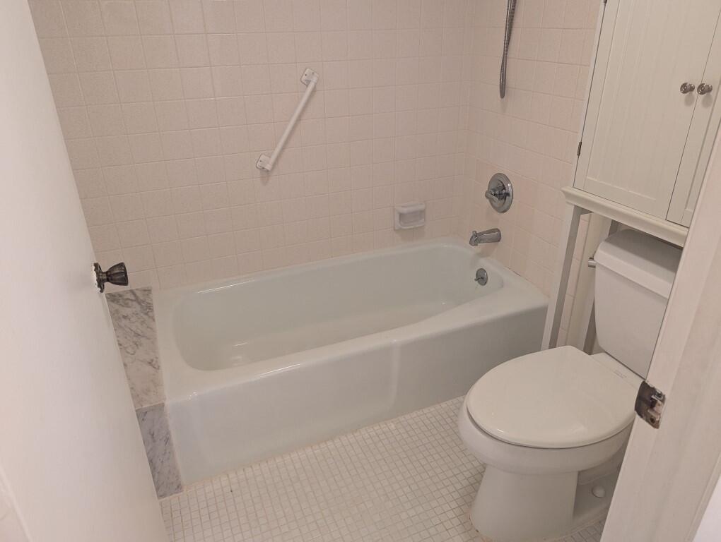 RIVER CLUB CONDO - Residential