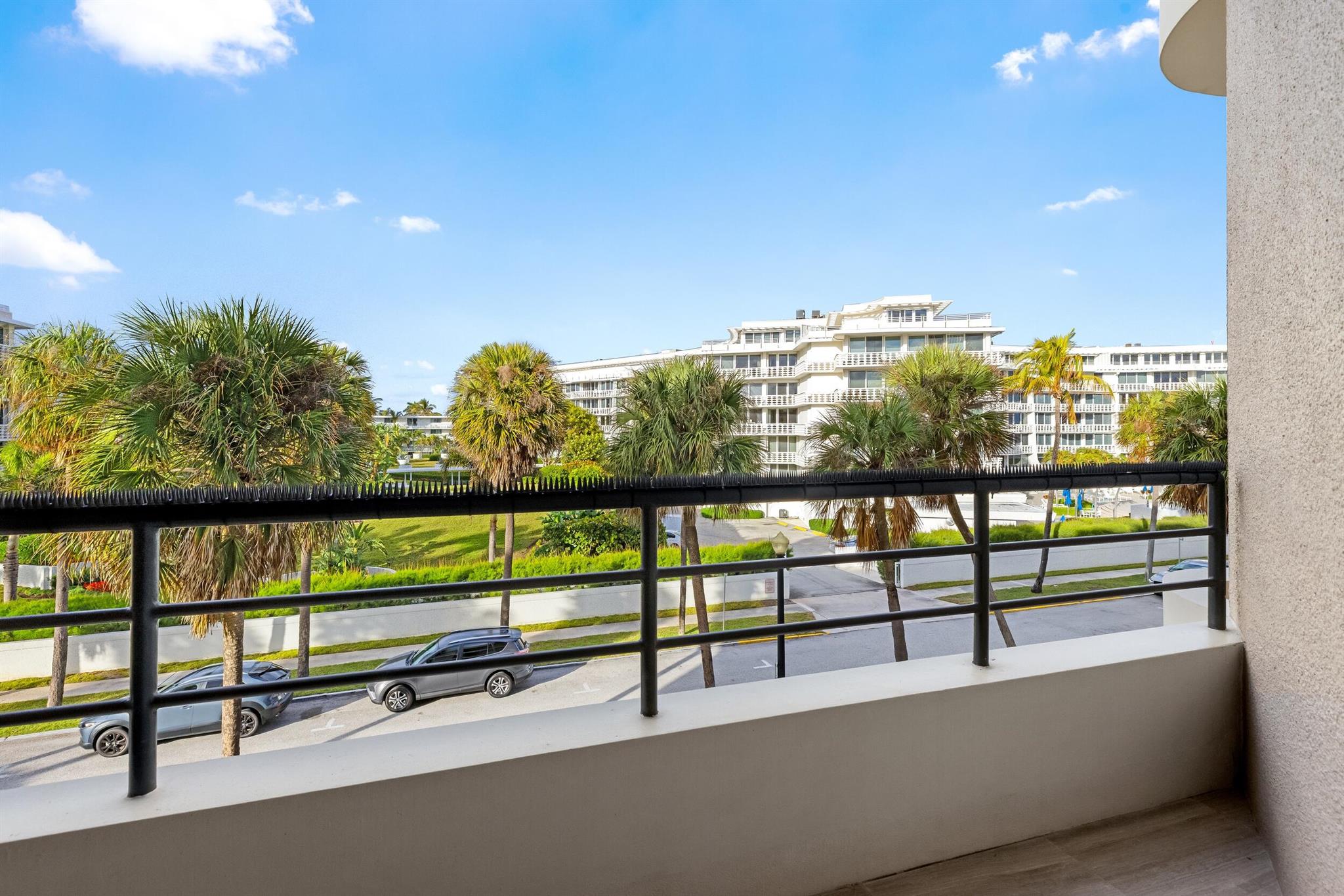 LEVERETT HOUSE CONDO - Residential