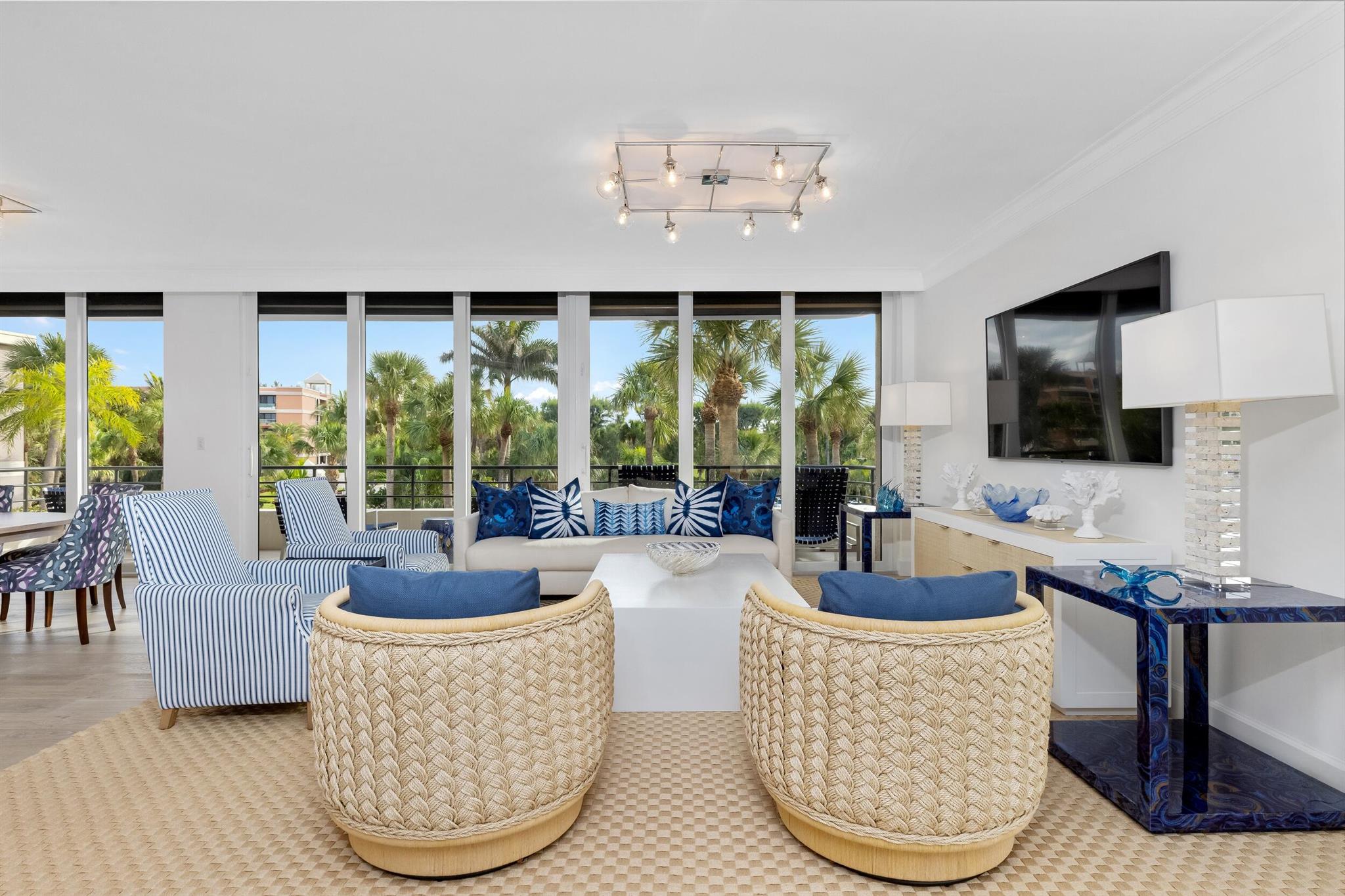 120 Sunset Avenue W 3a