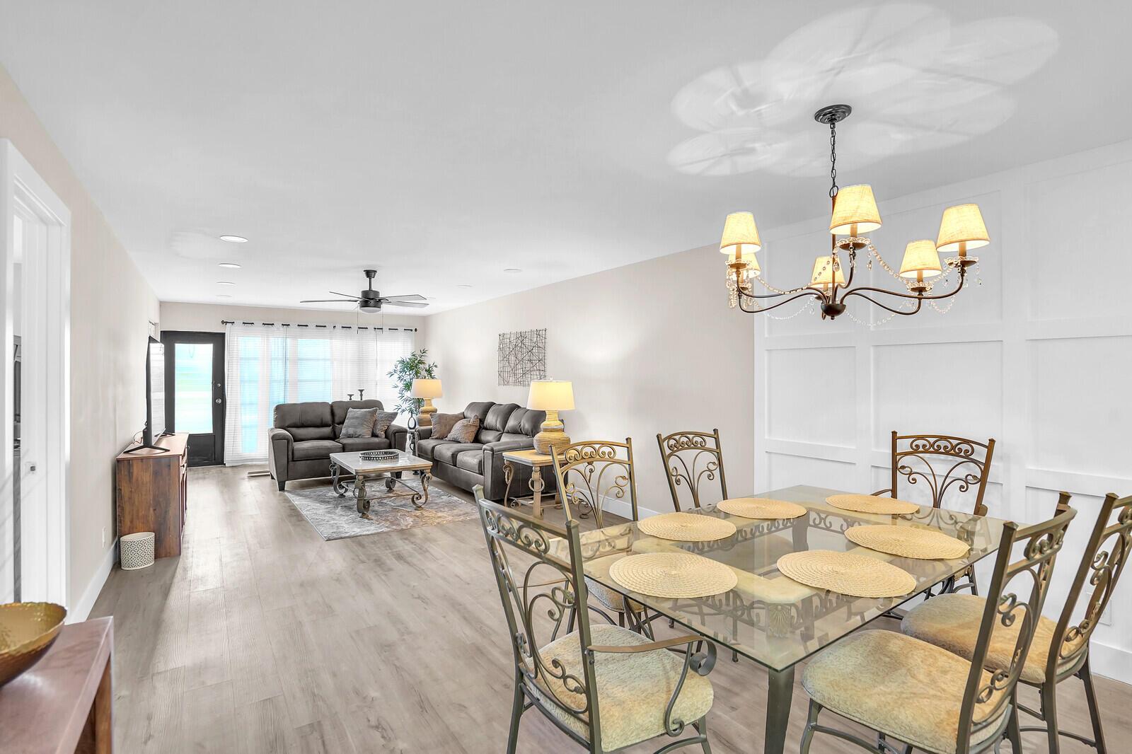 PALM GREENS AT VILLA DEL - Residential Lease