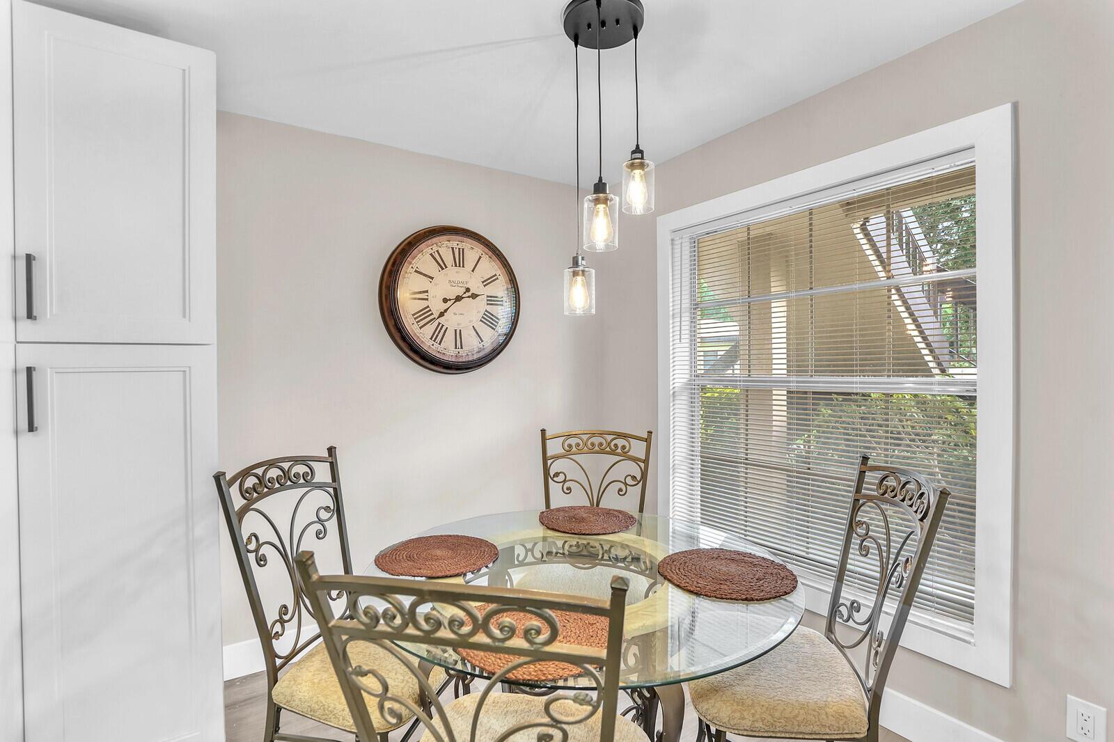 PALM GREENS AT VILLA DEL - Residential Lease