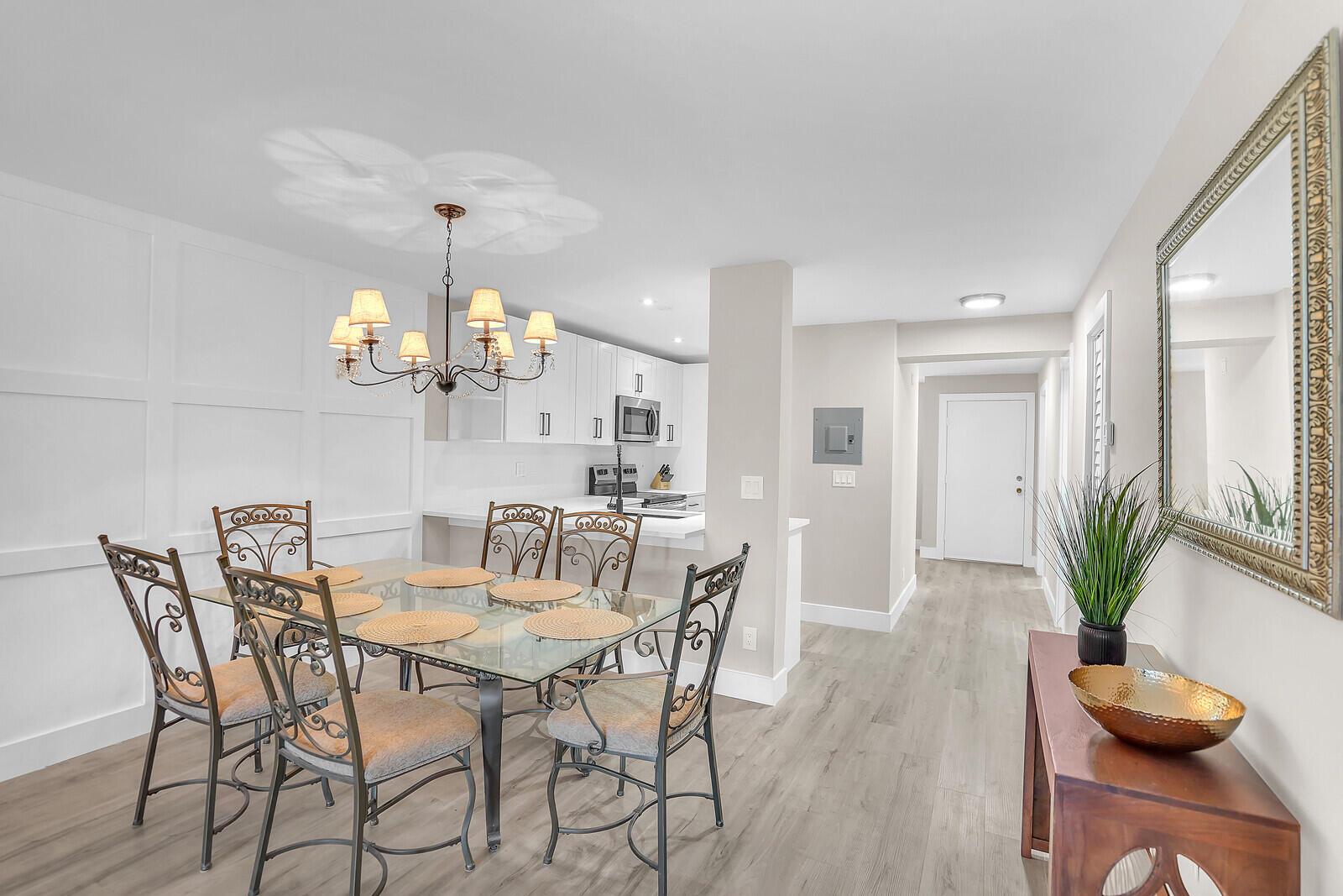 PALM GREENS AT VILLA DEL - Residential Lease