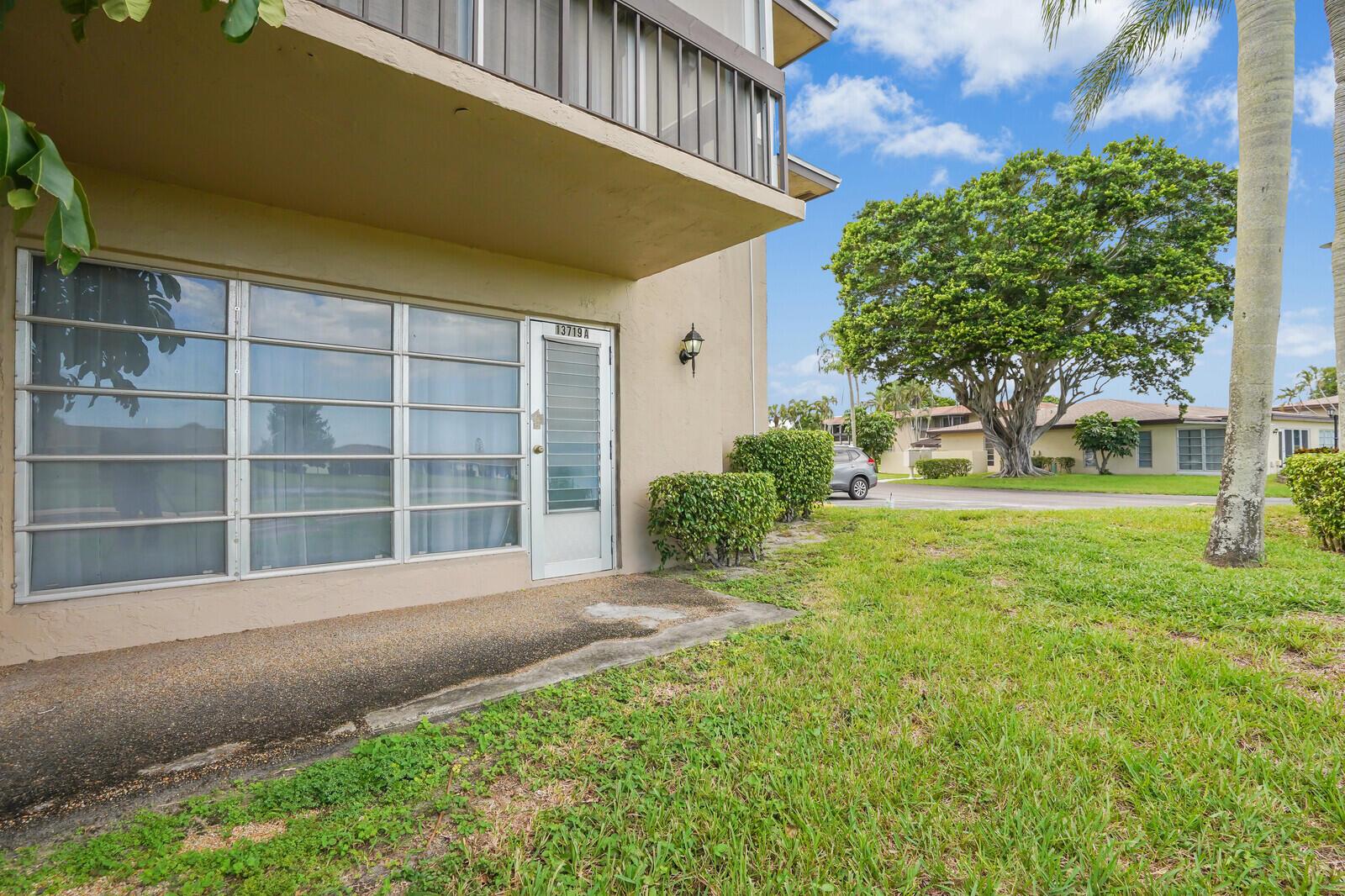 PALM GREENS AT VILLA DEL - Residential Lease